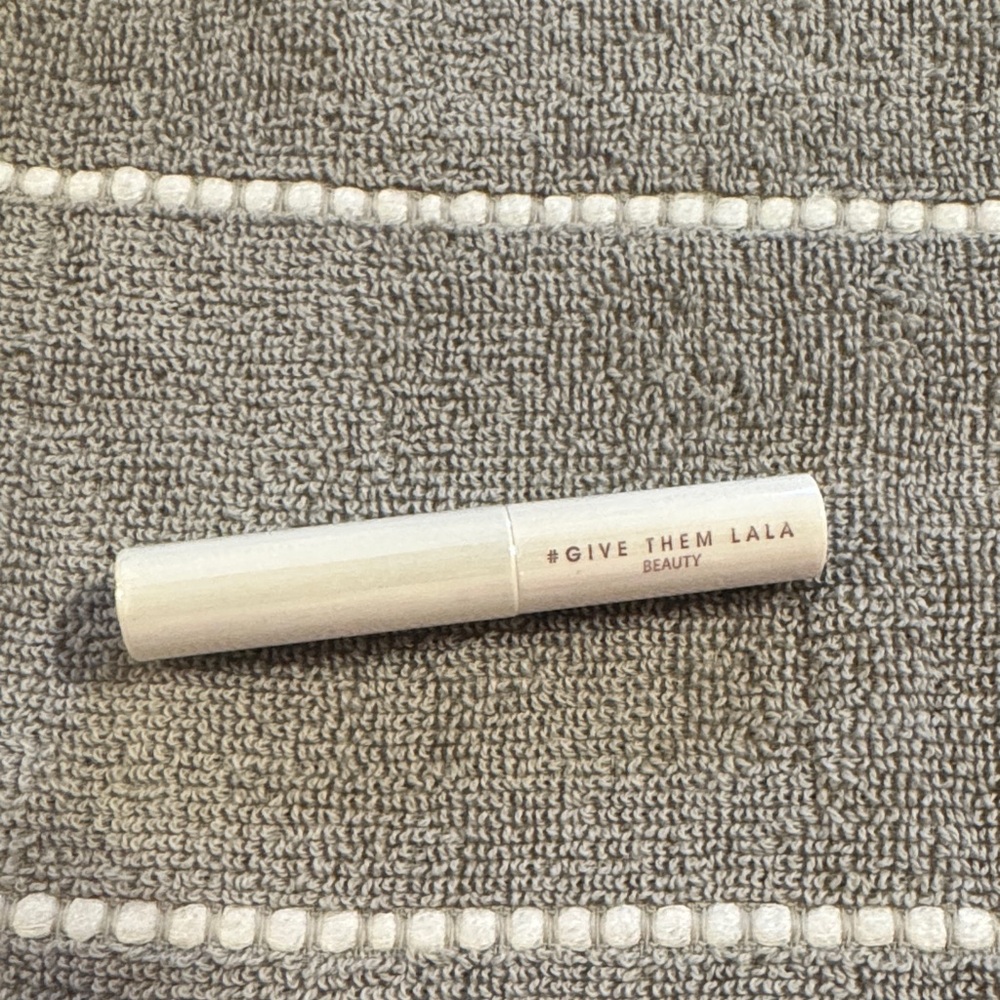 Give Them Lala Beauty Brow Gel - Cream